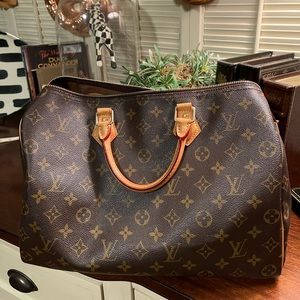 Excellent shape Louis Vuitton Speedy 35.